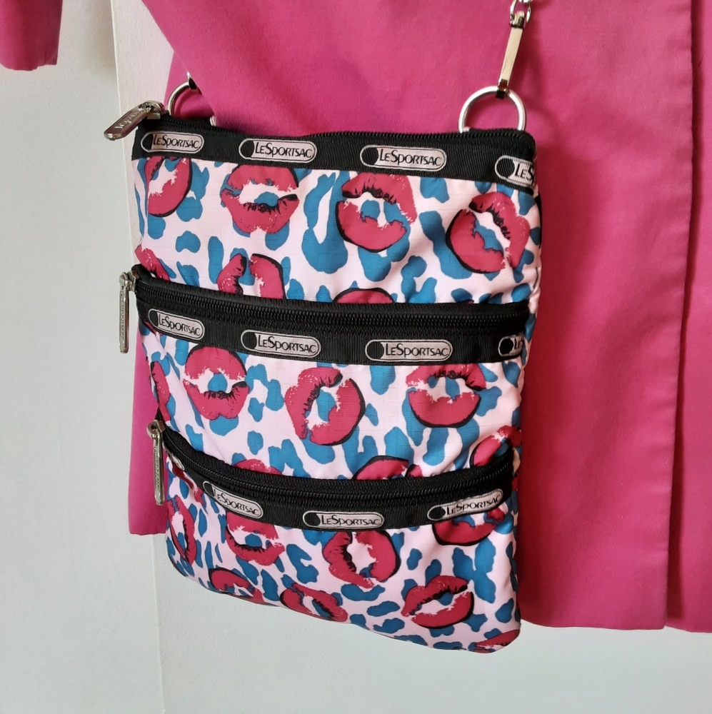 Cute Lesportsac "Lipsmacker"Kasey Crossbody Sling Bag